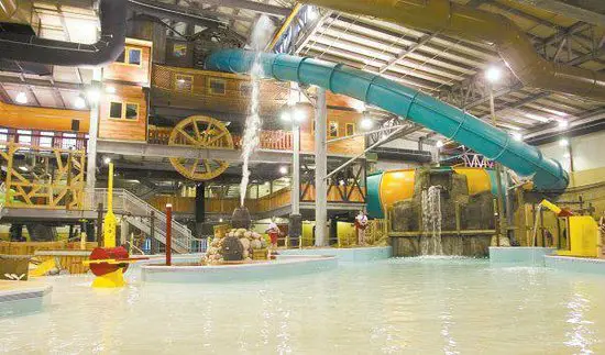 Water Park Hotels In Michigan