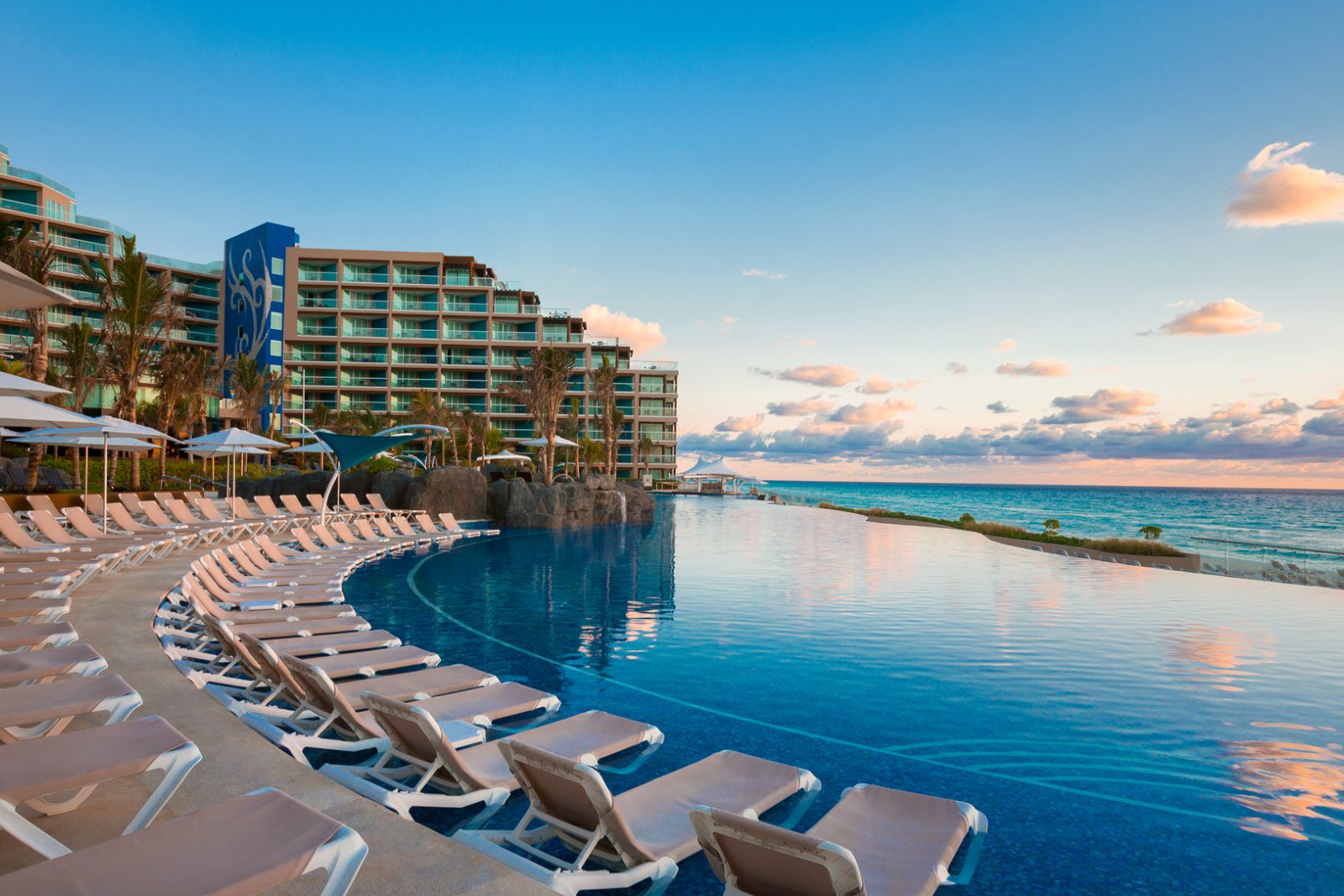 Stunning Family Resorts In Cancun