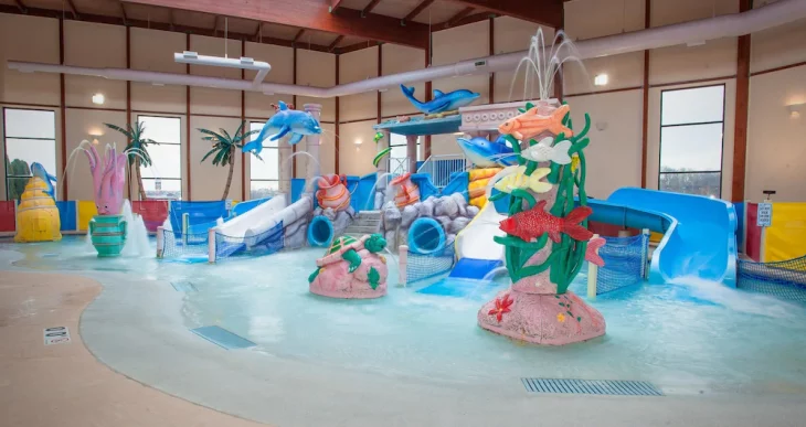Awesome Water Park Hotels In Wisconsin