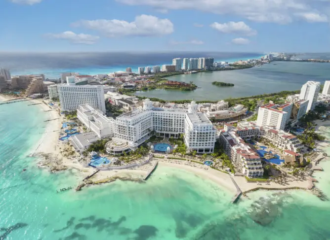 Luxury all-inclusive family vacation resorts in Cancun's Hotel Zone.